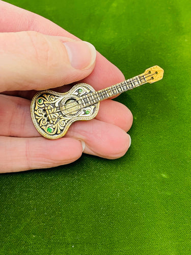 Damascene Spanish Guitar Devil's Details